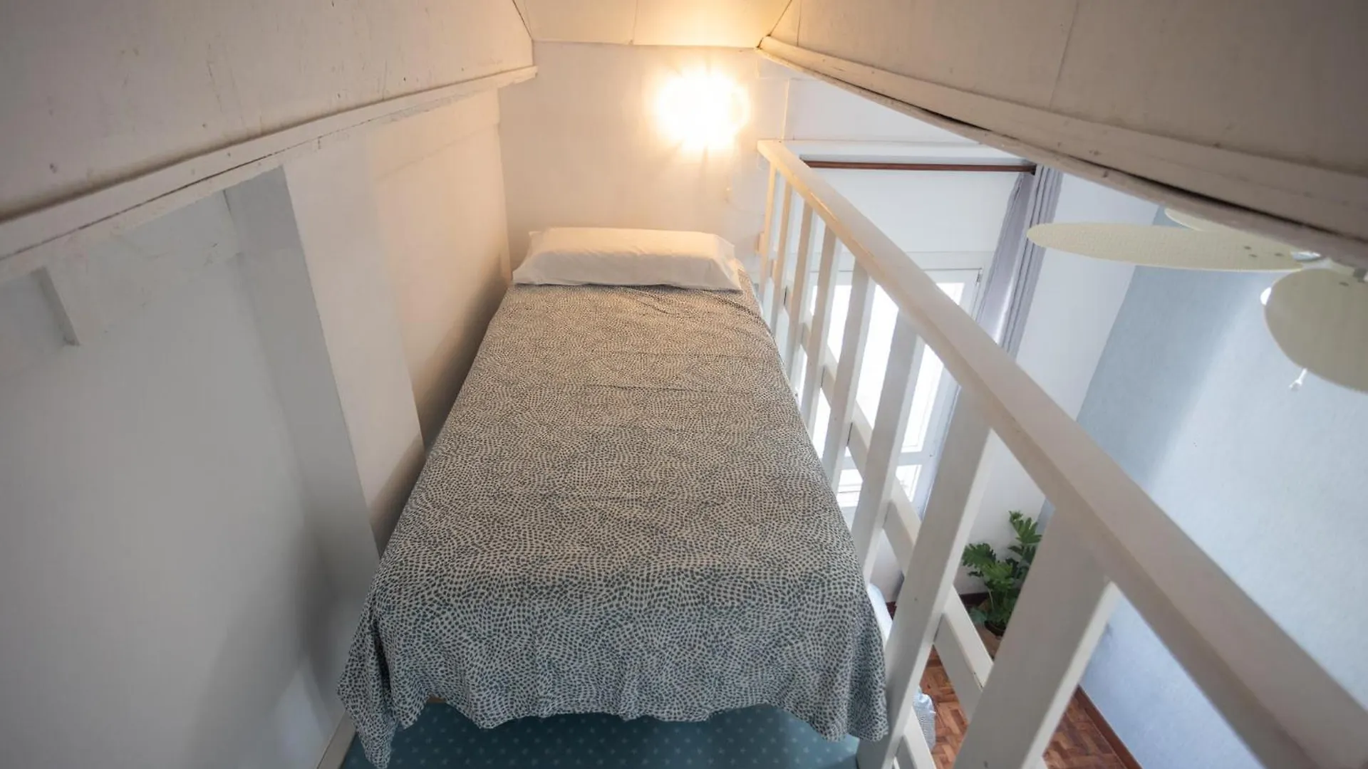 Naim Guest House Malaga Centro Ισπανία