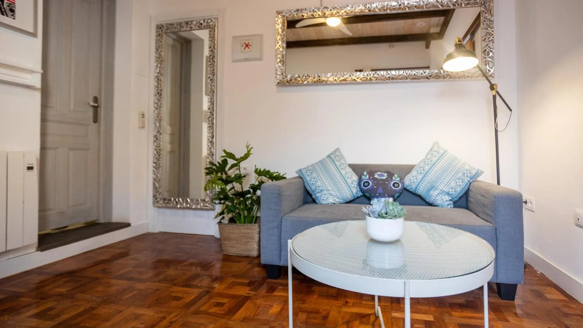 Naim Guest House Malaga Centro Ισπανία