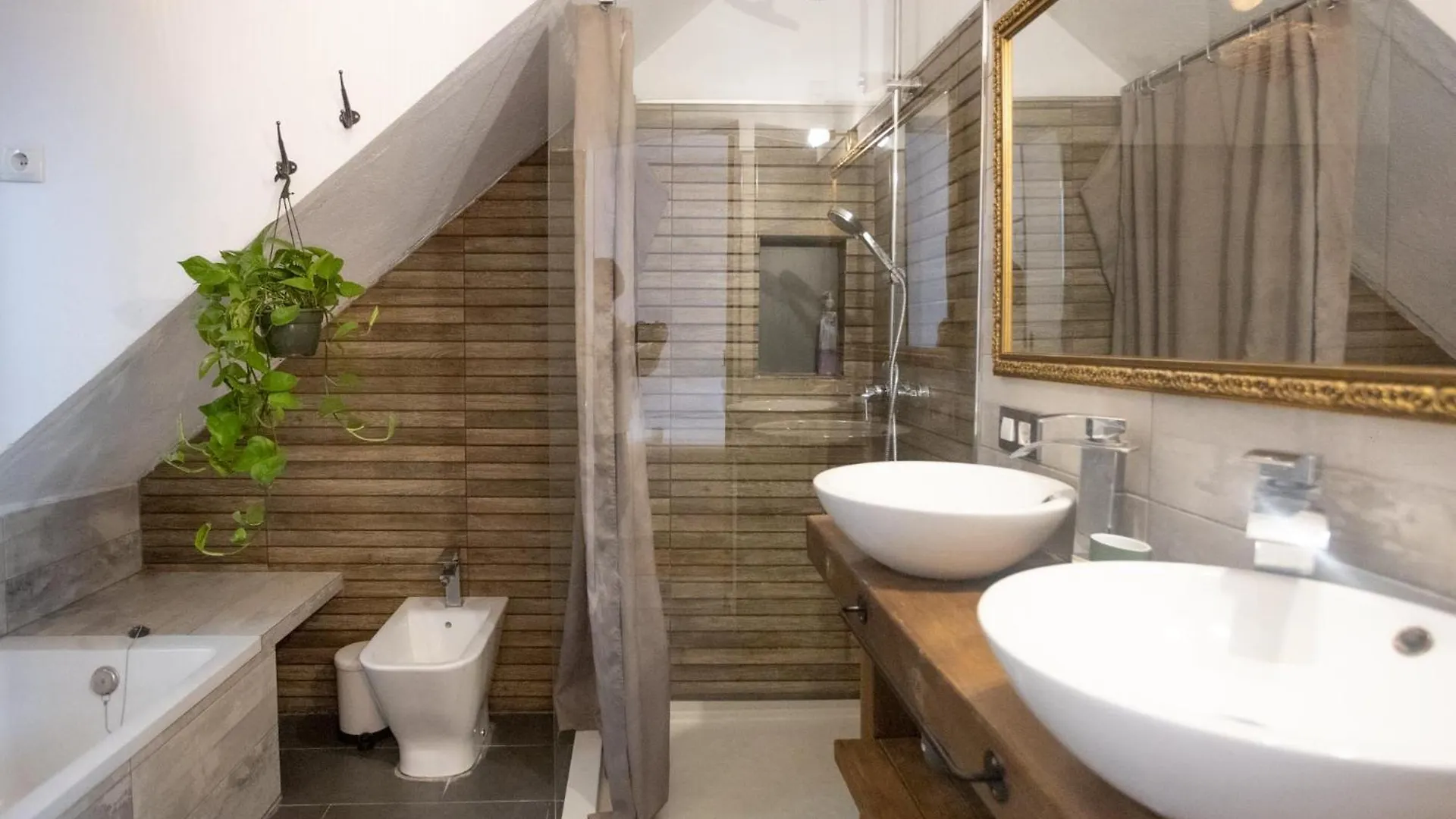 Naim Guest House Malaga Centro 0*,  Ισπανία