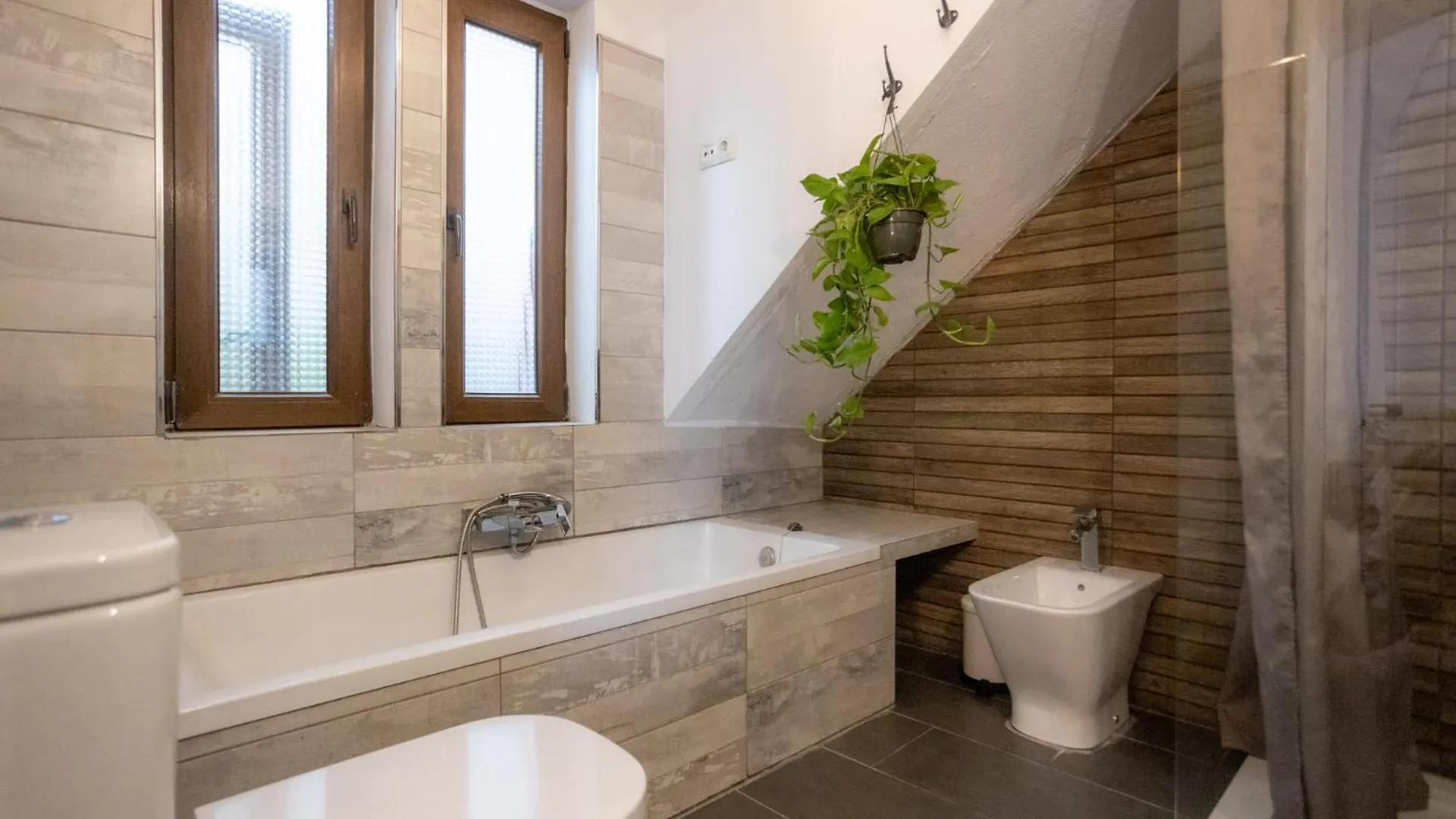 Naim Guest House Malaga Centro 西班牙